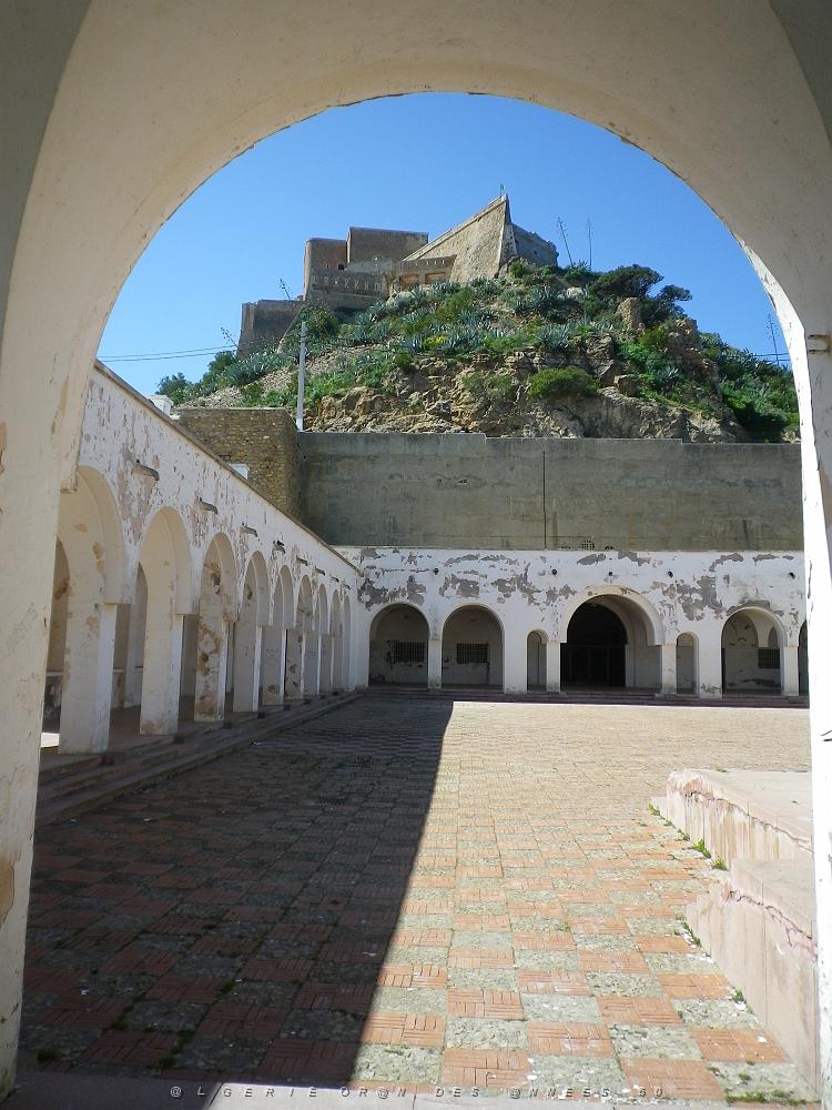 1624 santa-cruz et le fort.JPG